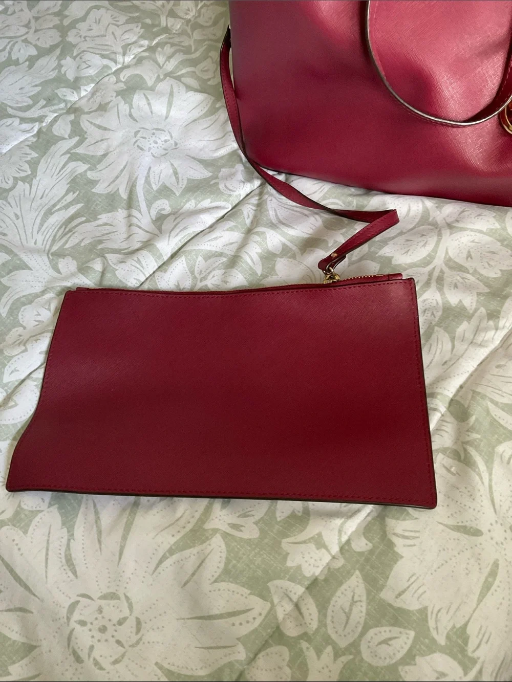 Michael Kors tote & water set